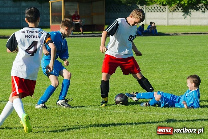 Zdjęcie w galerii na portalu naszraciborz.pl: Pewne zwycięstwo trampkarzy Tworkowa na zakończenie sezonu wiadomości z regionu