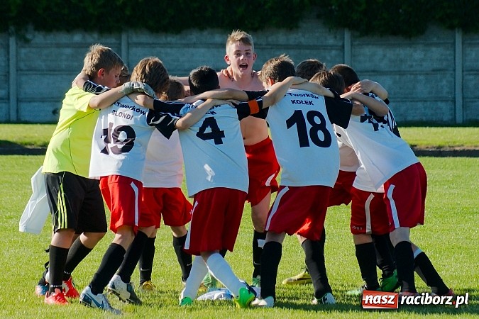 Zdjęcie w galerii na portalu naszraciborz.pl: Pewne zwycięstwo trampkarzy Tworkowa na zakończenie sezonu wiadomości z regionu