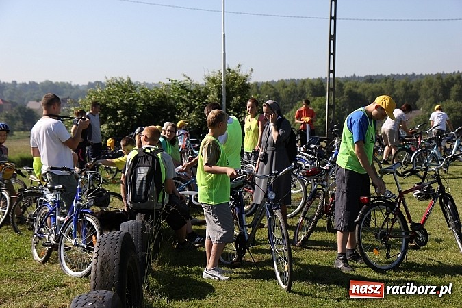 Zdjęcie w galerii na portalu naszraciborz.pl: Świetna frekwencja na Rajdzie Rowerowym w Kobyli. Na starcie ponad 100 osób wiadomości z regionu