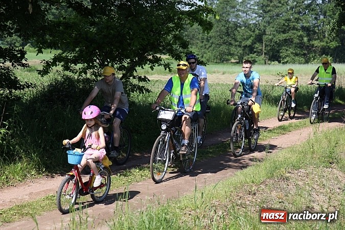 Zdjęcie w galerii na portalu naszraciborz.pl: Świetna frekwencja na Rajdzie Rowerowym w Kobyli. Na starcie ponad 100 osób wiadomości z regionu