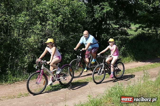 Zdjęcie w galerii na portalu naszraciborz.pl: Świetna frekwencja na Rajdzie Rowerowym w Kobyli. Na starcie ponad 100 osób wiadomości z regionu