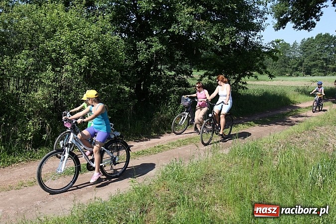 Zdjęcie w galerii na portalu naszraciborz.pl: Świetna frekwencja na Rajdzie Rowerowym w Kobyli. Na starcie ponad 100 osób wiadomości z regionu