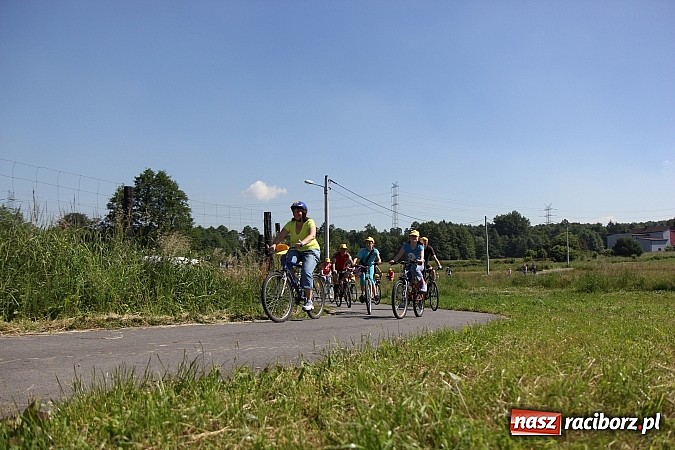 Zdjęcie w galerii na portalu naszraciborz.pl: Świetna frekwencja na Rajdzie Rowerowym w Kobyli. Na starcie ponad 100 osób wiadomości z regionu