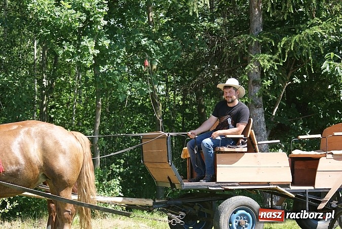 Zdjęcie w galerii na portalu naszraciborz.pl: Świetna frekwencja na Rajdzie Rowerowym w Kobyli. Na starcie ponad 100 osób wiadomości z regionu