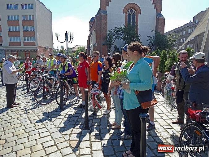 Zdjęcie w galerii na portalu naszraciborz.pl: Rajd Rowerowy Śladami Obrońców Granic wiadomości z regionu