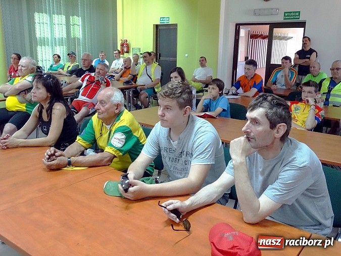 Zdjęcie w galerii na portalu naszraciborz.pl: Rajd Rowerowy Śladami Obrońców Granic wiadomości z regionu