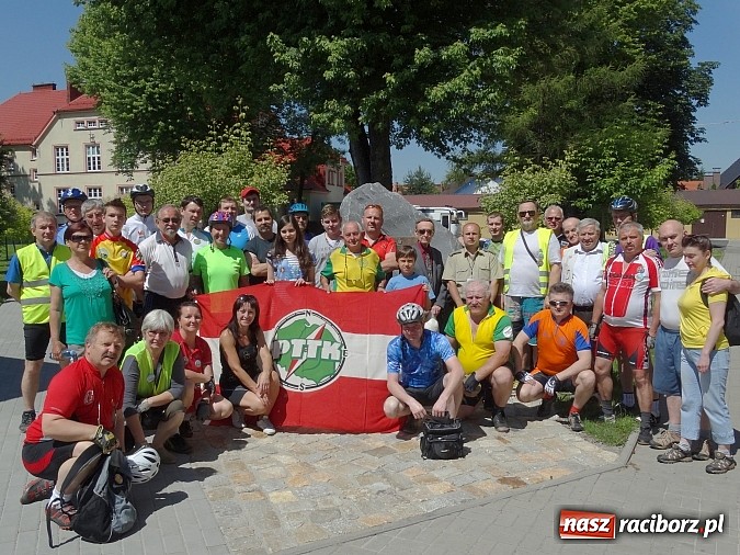 Zdjęcie w galerii na portalu naszraciborz.pl: Rajd Rowerowy Śladami Obrońców Granic wiadomości z regionu