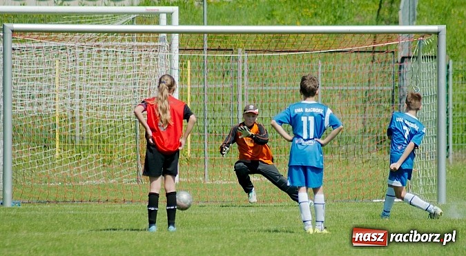 Zdjęcie w galerii na portalu naszraciborz.pl: Liga Młodzików: Kanonada przy Zamkowej wiadomości z regionu