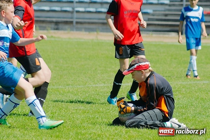 Zdjęcie w galerii na portalu naszraciborz.pl: Liga Młodzików: Kanonada przy Zamkowej wiadomości z regionu