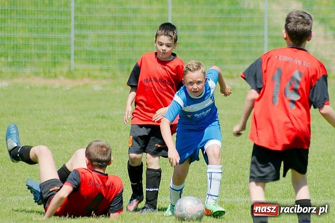 Zdjęcie w galerii na portalu naszraciborz.pl: Liga Młodzików: Kanonada przy Zamkowej wiadomości z regionu