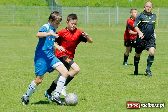 Zdjęcie w galerii na portalu naszraciborz.pl: Liga Młodzików: Kanonada przy Zamkowej wiadomości z regionu