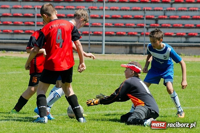 Zdjęcie w galerii na portalu naszraciborz.pl: Liga Młodzików: Kanonada przy Zamkowej wiadomości z regionu