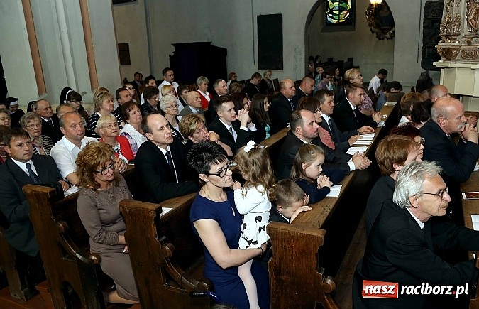 Zdjęcie w galerii na portalu naszraciborz.pl: Dwóch raciborzan przyjęło święcenia kapłańskie w katedrze opolskiej wiadomości z regionu