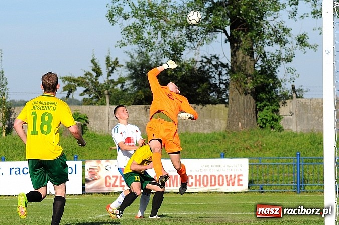 Zdjęcie w galerii na portalu naszraciborz.pl: Drzewiarz wywiózł trzy punkty z Raciborza. Trudna sytuacja Unii wiadomości z regionu