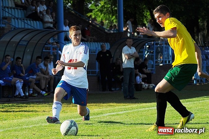 Zdjęcie w galerii na portalu naszraciborz.pl: Drzewiarz wywiózł trzy punkty z Raciborza. Trudna sytuacja Unii wiadomości z regionu