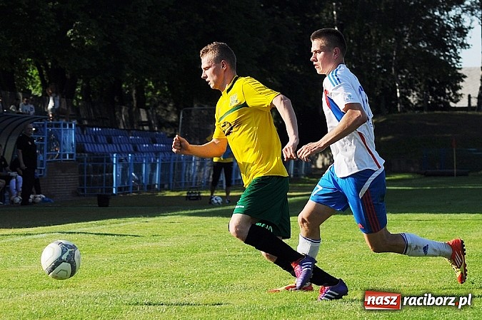 Zdjęcie w galerii na portalu naszraciborz.pl: Drzewiarz wywiózł trzy punkty z Raciborza. Trudna sytuacja Unii wiadomości z regionu