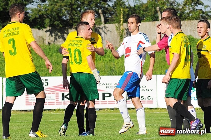 Zdjęcie w galerii na portalu naszraciborz.pl: Drzewiarz wywiózł trzy punkty z Raciborza. Trudna sytuacja Unii wiadomości z regionu