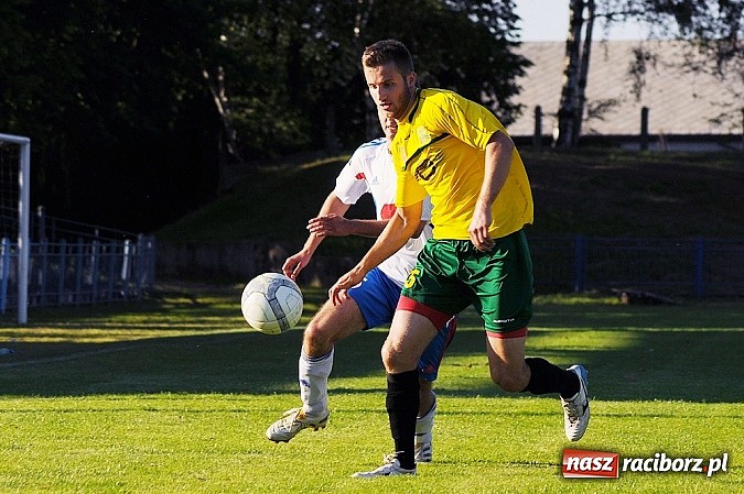 Zdjęcie w galerii na portalu naszraciborz.pl: Drzewiarz wywiózł trzy punkty z Raciborza. Trudna sytuacja Unii wiadomości z regionu