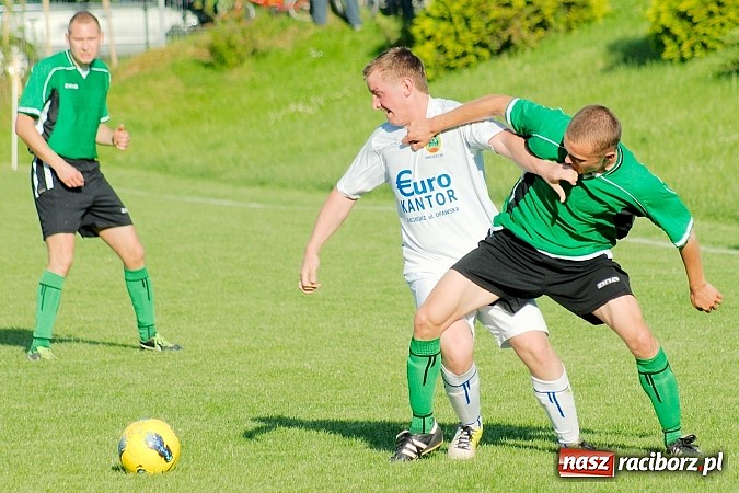 Zdjęcie w galerii na portalu naszraciborz.pl: Dreszczowiec przy Tuwima zakończony przepychanką wiadomości z regionu