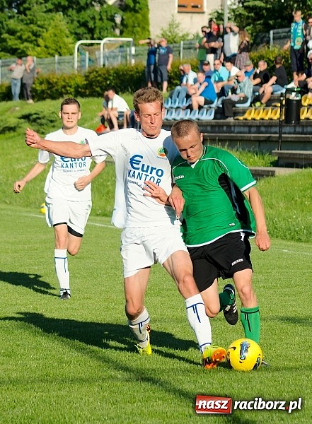 Zdjęcie w galerii na portalu naszraciborz.pl: Dreszczowiec przy Tuwima zakończony przepychanką wiadomości z regionu