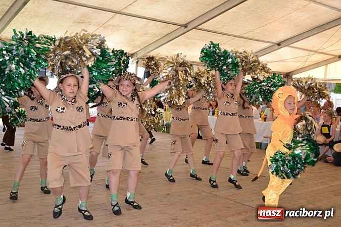 Zdjęcie w galerii na portalu naszraciborz.pl: W Tworkowie wybrali najsympatyczniejszą nastolatkę w gminie wiadomości z regionu
