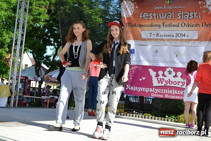 Zdjęcie w galerii na portalu naszraciborz.pl: W Tworkowie wybrali najsympatyczniejszą nastolatkę w gminie wiadomości z regionu