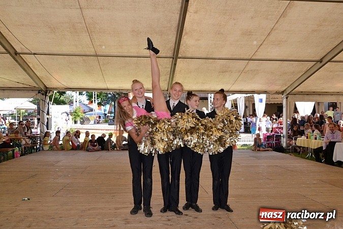 Zdjęcie w galerii na portalu naszraciborz.pl: W Tworkowie wybrali najsympatyczniejszą nastolatkę w gminie wiadomości z regionu