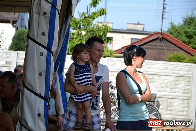 Zdjęcie w galerii na portalu naszraciborz.pl: W Tworkowie wybrali najsympatyczniejszą nastolatkę w gminie wiadomości z regionu