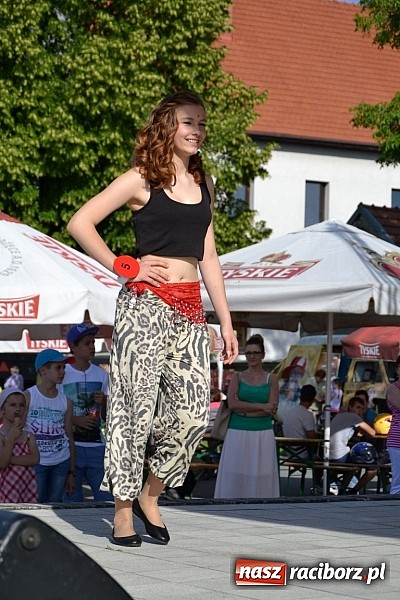 Zdjęcie w galerii na portalu naszraciborz.pl: W Tworkowie wybrali najsympatyczniejszą nastolatkę w gminie wiadomości z regionu