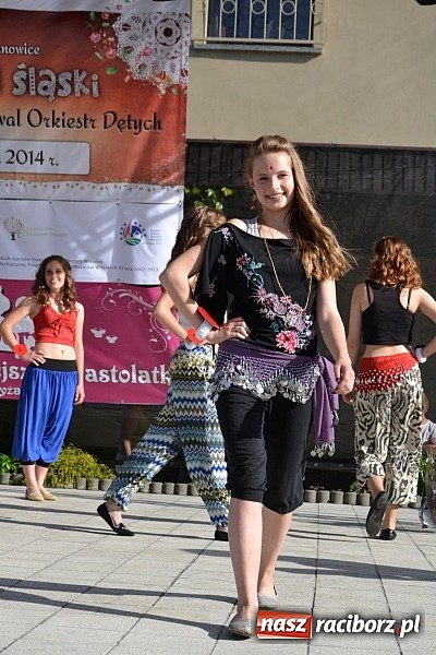 Zdjęcie w galerii na portalu naszraciborz.pl: W Tworkowie wybrali najsympatyczniejszą nastolatkę w gminie wiadomości z regionu