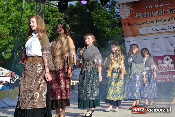 Zdjęcie w galerii na portalu naszraciborz.pl: W Tworkowie wybrali najsympatyczniejszą nastolatkę w gminie wiadomości z regionu