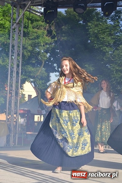 Zdjęcie w galerii na portalu naszraciborz.pl: W Tworkowie wybrali najsympatyczniejszą nastolatkę w gminie wiadomości z regionu