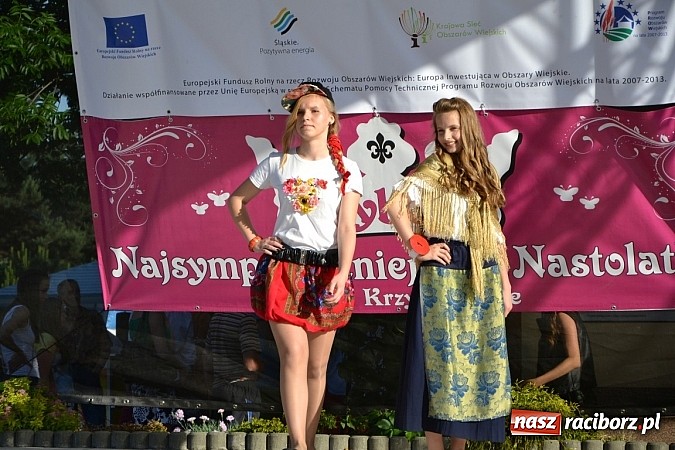 Zdjęcie w galerii na portalu naszraciborz.pl: W Tworkowie wybrali najsympatyczniejszą nastolatkę w gminie wiadomości z regionu