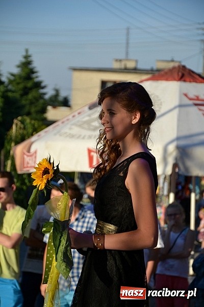 Zdjęcie w galerii na portalu naszraciborz.pl: W Tworkowie wybrali najsympatyczniejszą nastolatkę w gminie wiadomości z regionu