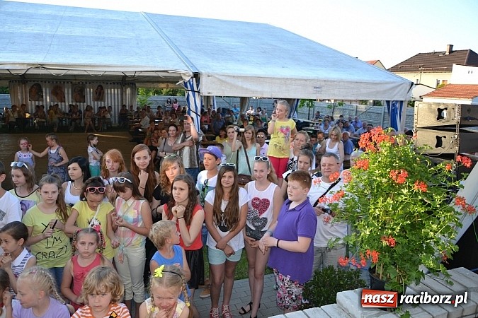 Zdjęcie w galerii na portalu naszraciborz.pl: W Tworkowie wybrali najsympatyczniejszą nastolatkę w gminie wiadomości z regionu