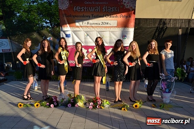 Zdjęcie w galerii na portalu naszraciborz.pl: W Tworkowie wybrali najsympatyczniejszą nastolatkę w gminie wiadomości z regionu