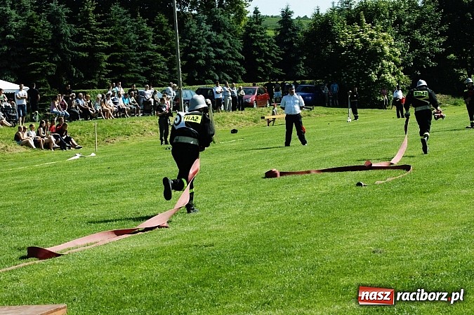 Zdjęcie w galerii na portalu naszraciborz.pl: OSP Krowiarki najlepsza w gminie Pietrowice Wielkie. Samborowice dopiero dziewiąte wiadomości z regionu