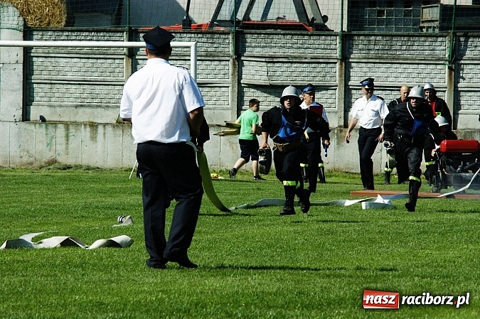 Zdjęcie w galerii na portalu naszraciborz.pl: OSP Krowiarki najlepsza w gminie Pietrowice Wielkie. Samborowice dopiero dziewiąte wiadomości z regionu
