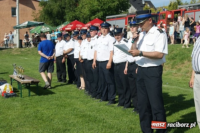 Zdjęcie w galerii na portalu naszraciborz.pl: OSP Krowiarki najlepsza w gminie Pietrowice Wielkie. Samborowice dopiero dziewiąte wiadomości z regionu