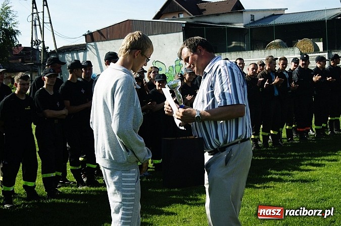 Zdjęcie w galerii na portalu naszraciborz.pl: OSP Krowiarki najlepsza w gminie Pietrowice Wielkie. Samborowice dopiero dziewiąte wiadomości z regionu