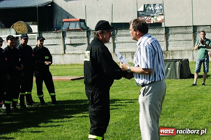 Zdjęcie w galerii na portalu naszraciborz.pl: OSP Krowiarki najlepsza w gminie Pietrowice Wielkie. Samborowice dopiero dziewiąte wiadomości z regionu