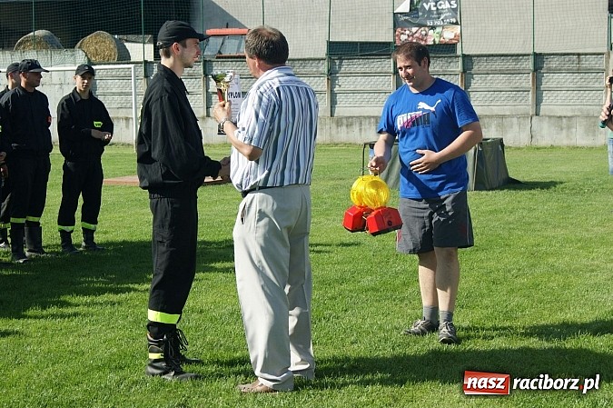 Zdjęcie w galerii na portalu naszraciborz.pl: OSP Krowiarki najlepsza w gminie Pietrowice Wielkie. Samborowice dopiero dziewiąte wiadomości z regionu
