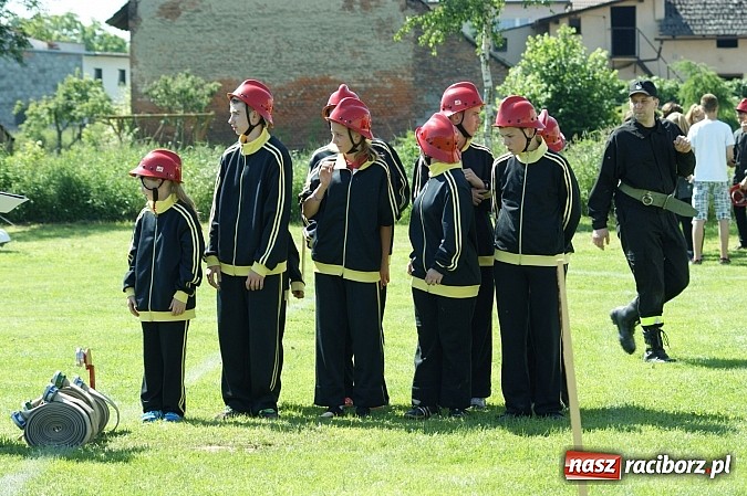Zdjęcie w galerii na portalu naszraciborz.pl: OSP Krowiarki najlepsza w gminie Pietrowice Wielkie. Samborowice dopiero dziewiąte wiadomości z regionu