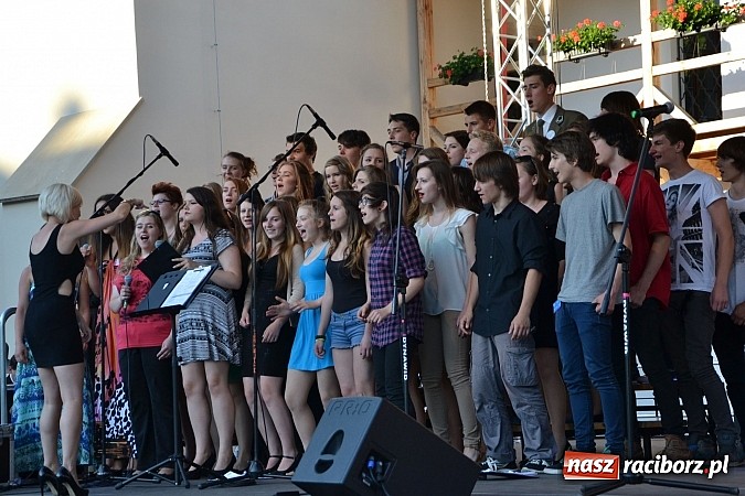 Zdjęcie w galerii na portalu naszraciborz.pl: Festiwal Piosenki Europejskiej 2014 już za nami  wiadomości z regionu