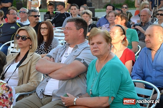 Zdjęcie w galerii na portalu naszraciborz.pl: Festiwal Piosenki Europejskiej 2014 już za nami  wiadomości z regionu