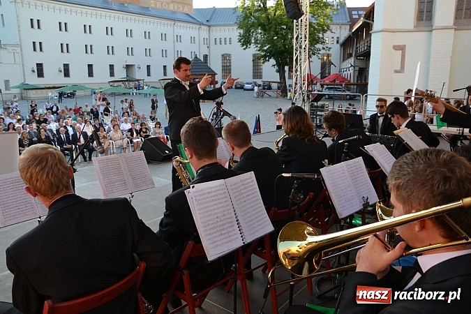 Zdjęcie w galerii na portalu naszraciborz.pl: Festiwal Piosenki Europejskiej 2014 już za nami  wiadomości z regionu