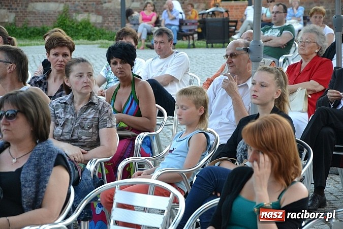 Zdjęcie w galerii na portalu naszraciborz.pl: Festiwal Piosenki Europejskiej 2014 już za nami  wiadomości z regionu
