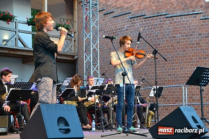 Zdjęcie w galerii na portalu naszraciborz.pl: Festiwal Piosenki Europejskiej 2014 już za nami  wiadomości z regionu