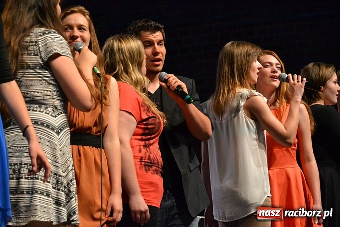 Zdjęcie w galerii na portalu naszraciborz.pl: Festiwal Piosenki Europejskiej 2014 już za nami  wiadomości z regionu