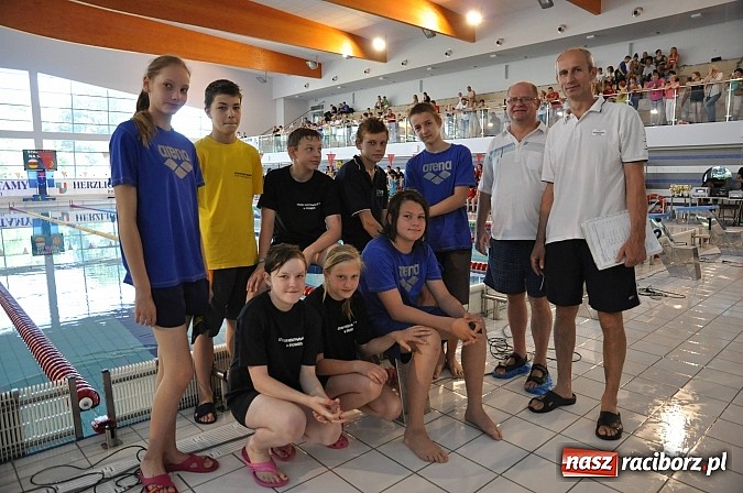 Zdjęcie w galerii na portalu naszraciborz.pl: XI Międzynarodowe Zawody Pływackie w H2Ostróg wiadomości z regionu